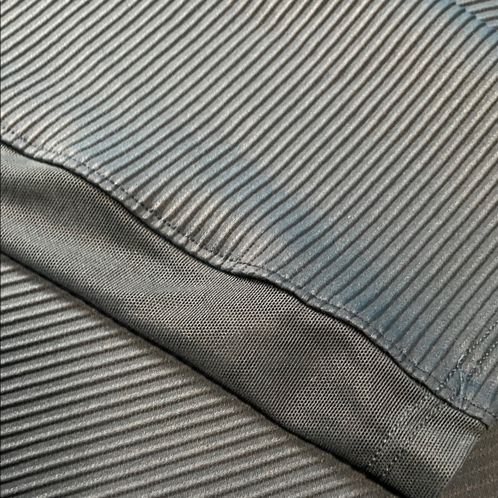 Chico's Blue Ribbed Top - Picture 3 of 4